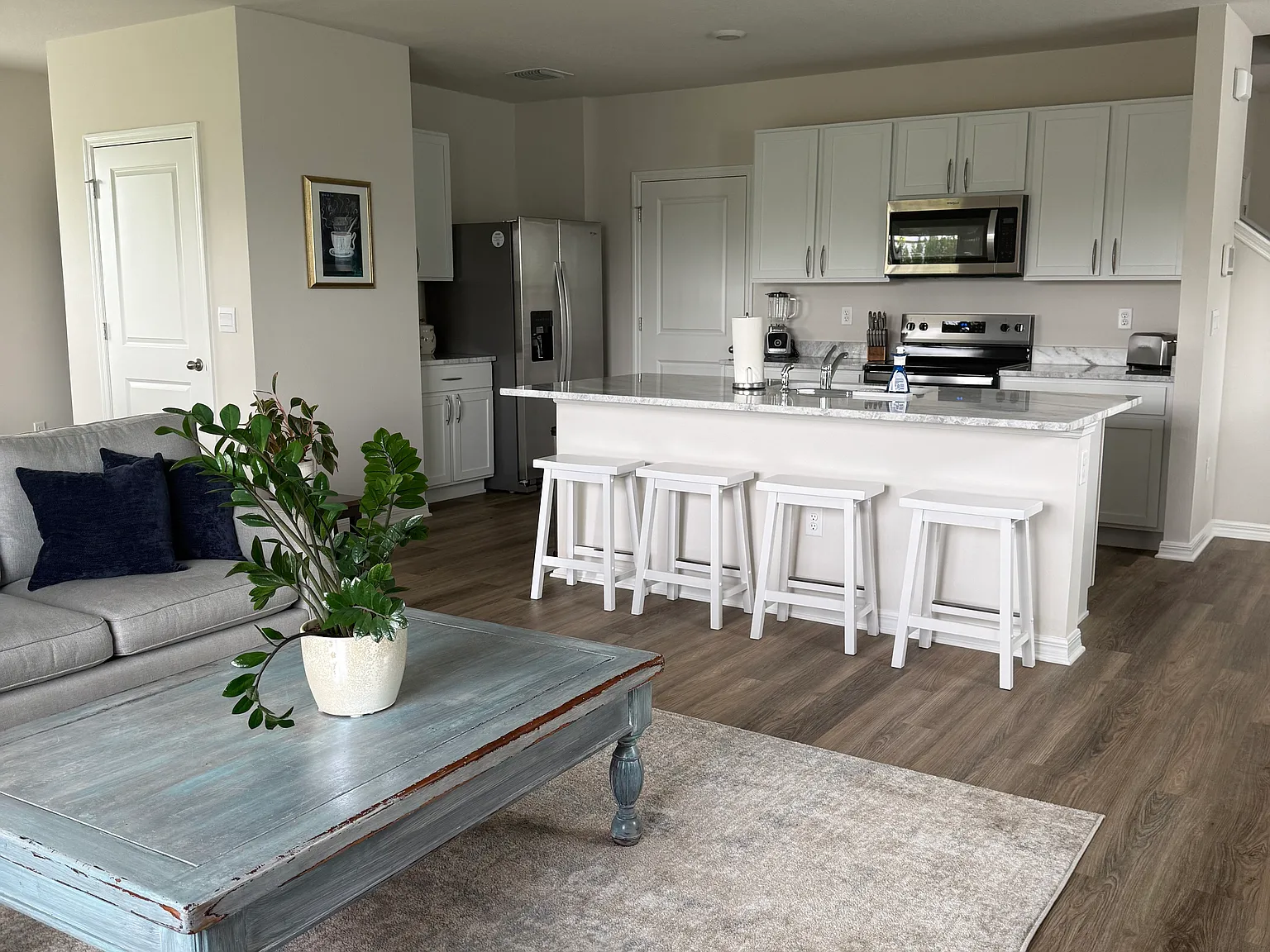 3427 Hilltop Cir — Photo 3