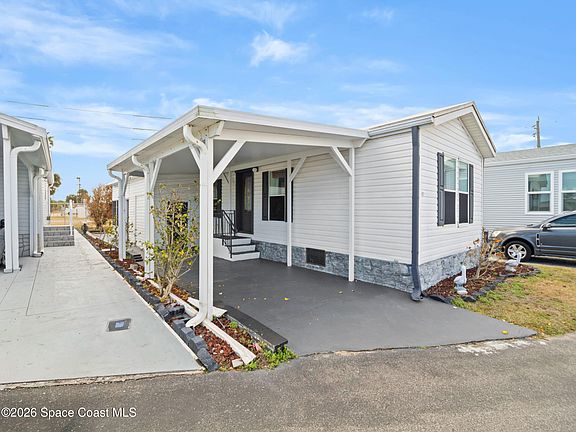 3rd image of 417 Peace Ln