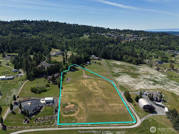 4th image of 327 Clearview Lane