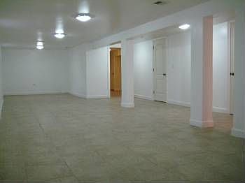 5th image of 3719 Wilcox Ave