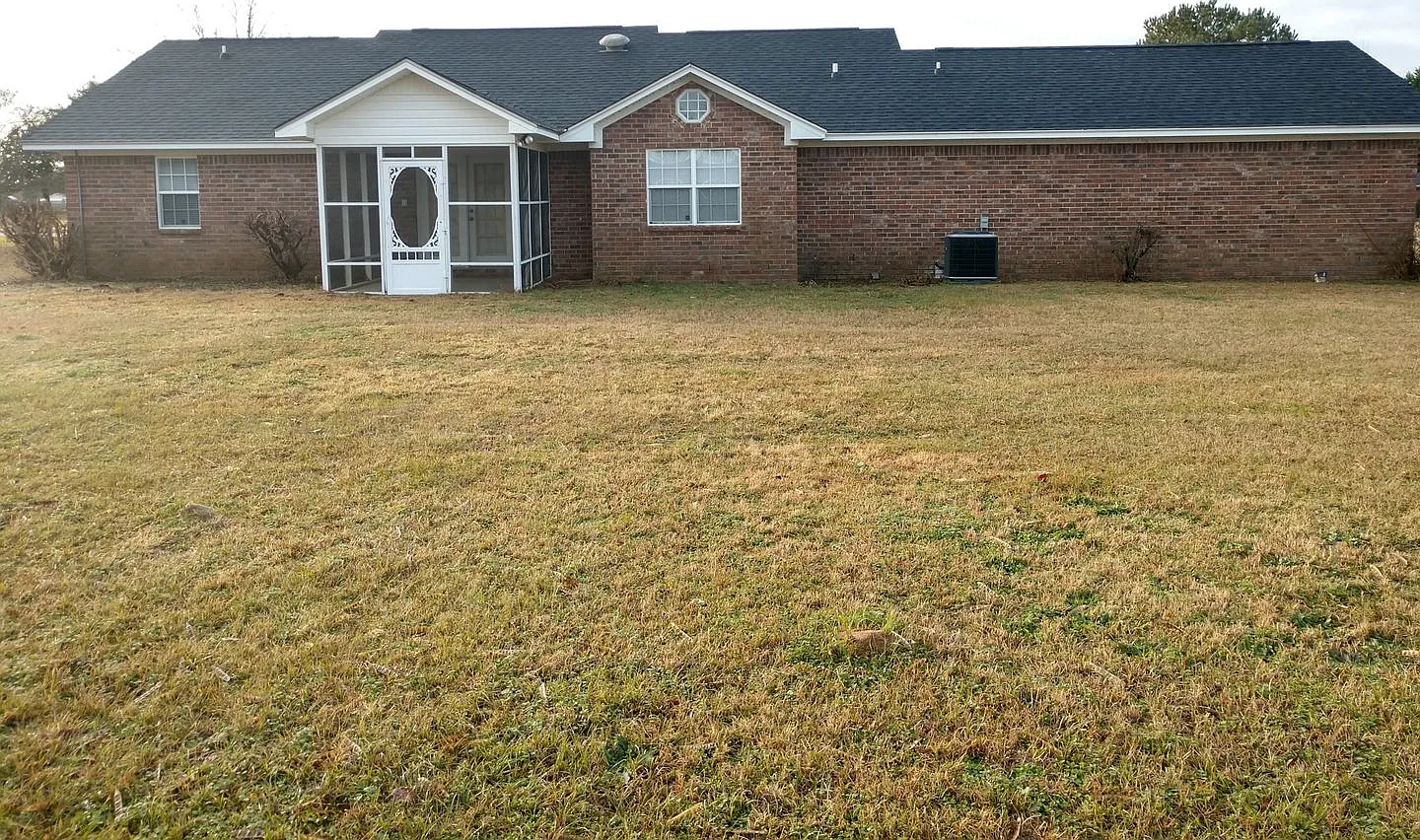 Brewington Estates - Close to Shaw AFB — Photo 2