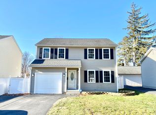 222 Laurelton St, Springfield, MA 01109