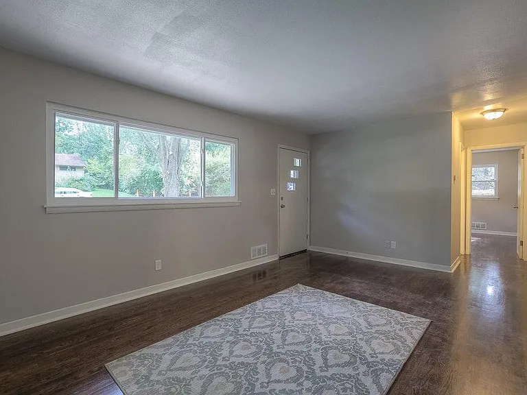 7840 Birch St — Photo 12