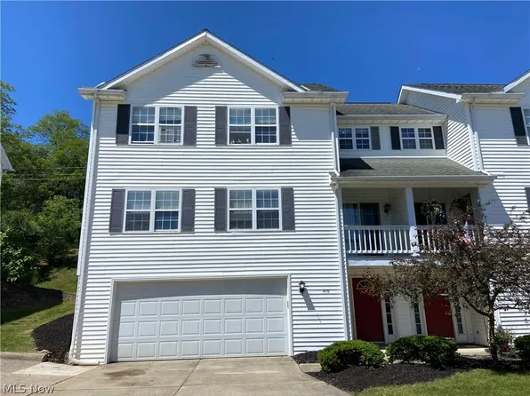 415 E Barrington Dr, Chardon, OH 44024