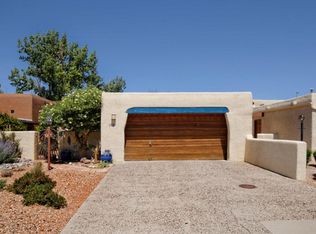 662 Lakeview Cir SE, Rio Rancho, NM 87124