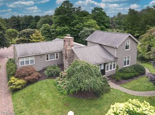 1835 Warner Rd, Hubbard, OH 44425