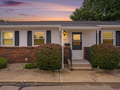 7425 Boulder Bluff Dr #112, Jenison, MI, 49428