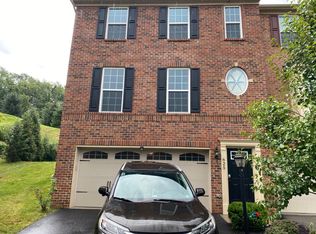 625 Edison Dr, Wexford, PA 15090