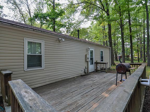 2nd image of 2101 Willoughby Ct
