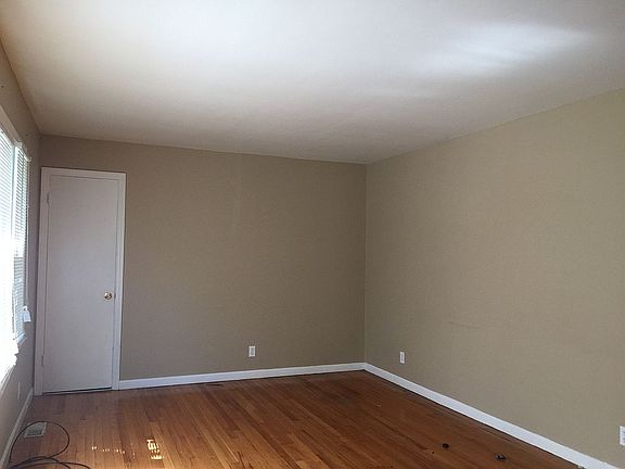 3rd image of 6812 Bales Ave