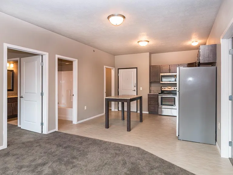 Edgerton Place Apartments — Photo 25