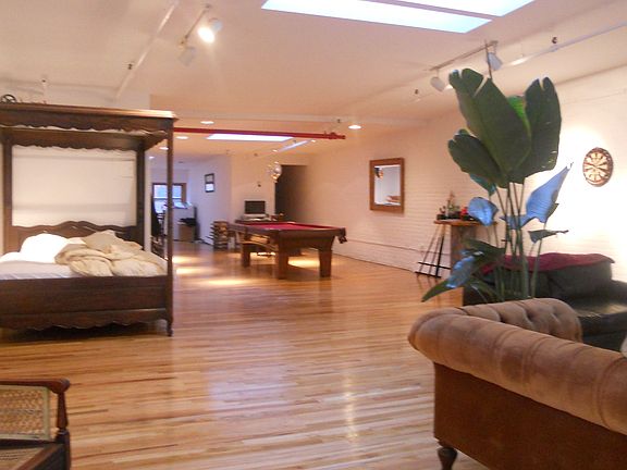 3rd image of 144 Chambers St APT 5