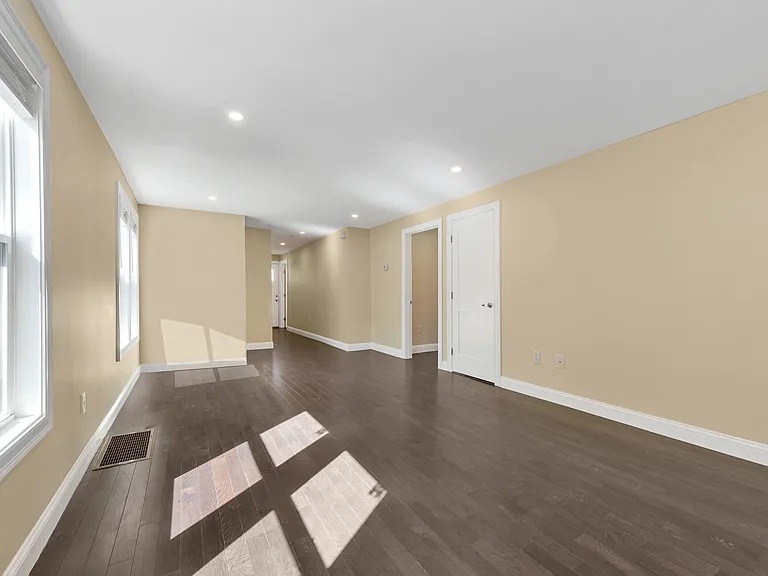 43 Wright Ave #3 — Photo 23