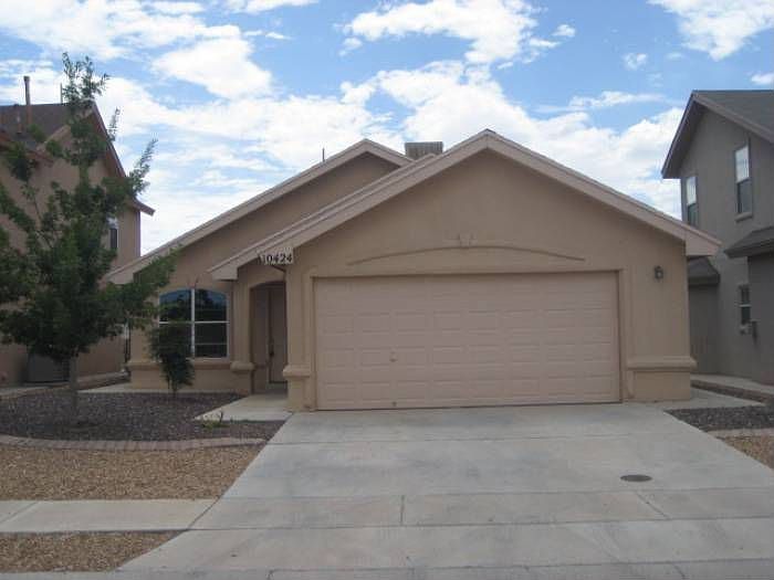 1st image of 10424 Mackenzie Ann Pl