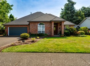 1391 Wimbledon Pl, Springfield, OR 97477