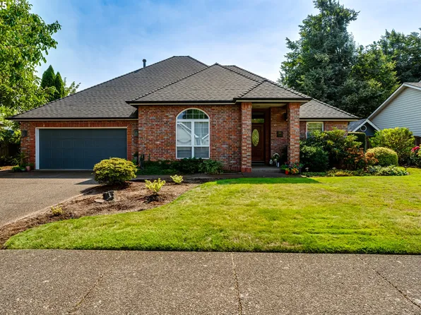 1391 Wimbledon Pl, Springfield, OR 97477