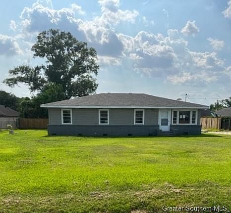 1st image of 3812 Sandra Ln
