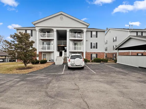 4301-4301 Arrow Tree Dr #H, Saint Louis, MO 63128