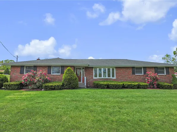 1004 Maple St, Pottsville, PA 17901