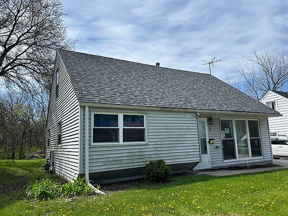 2nd image of 5 Arrowhead Ct