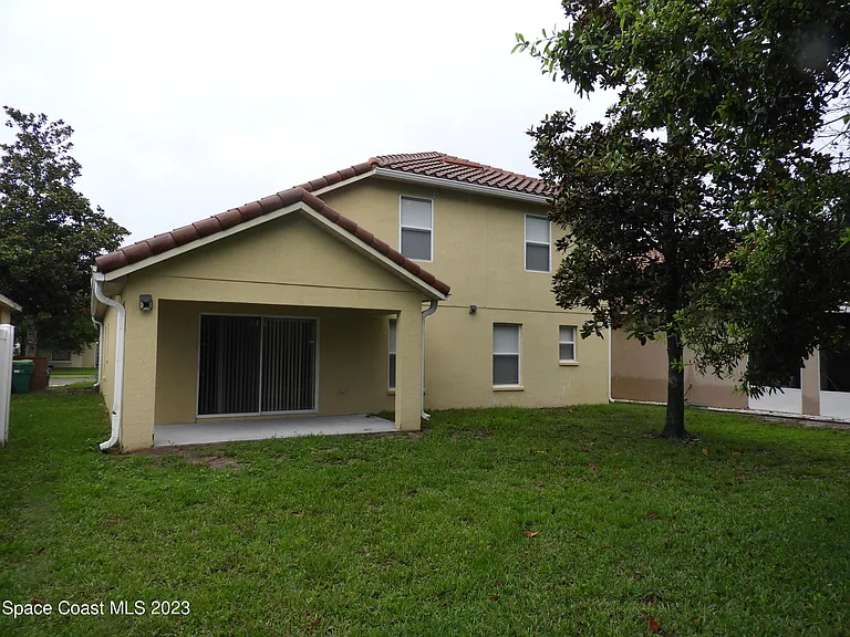 4337 Fitzroy Reef Dr — Photo 15