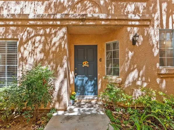 25114 Steinbeck Ave Unit C, Newhall, CA 91381