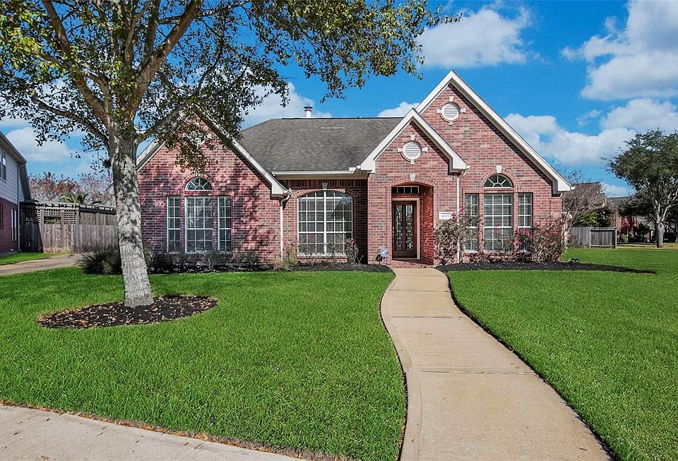 1st image of 4202 Surfside Cir