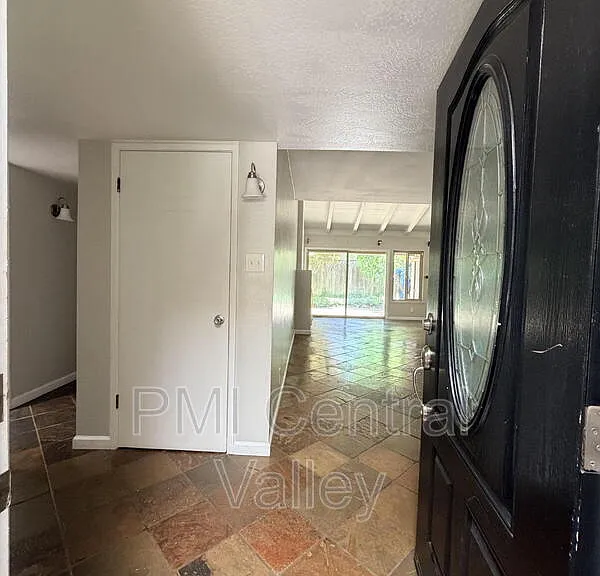 3440 W Benjamin Holt Dr — Photo 4
