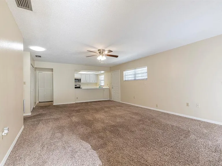 100 S Tremain St #5 — Photo 3