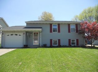 4512 W Andover Dr, Peoria, IL 61615