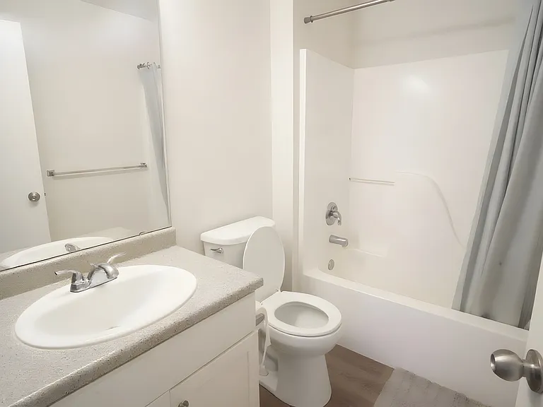 1405 S 308th St #301 — Photo 7