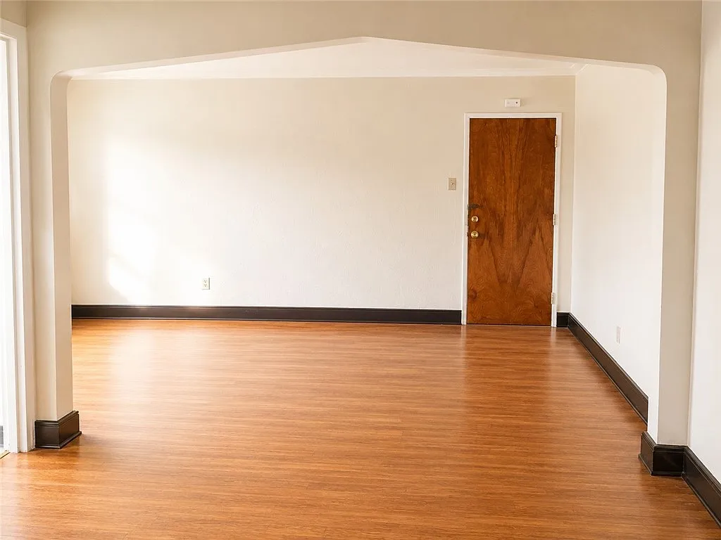 1 bed, 645 sqft, $925 — Photo 2