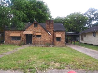 220 E Elgie St, Beaumont, TX 77705