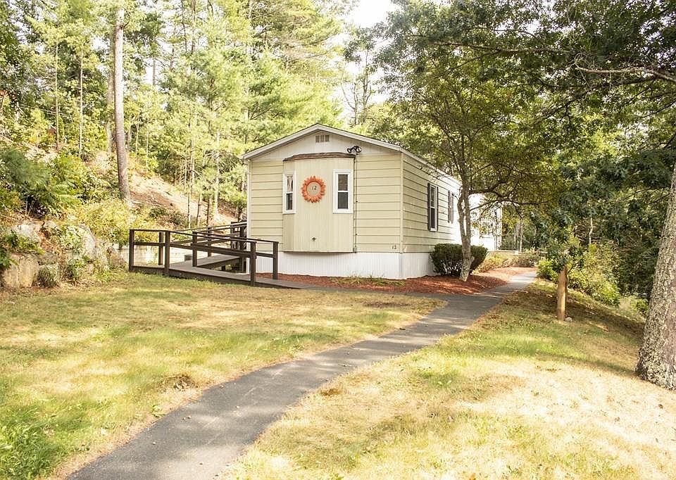 1st image of 12 Oldfield Dr