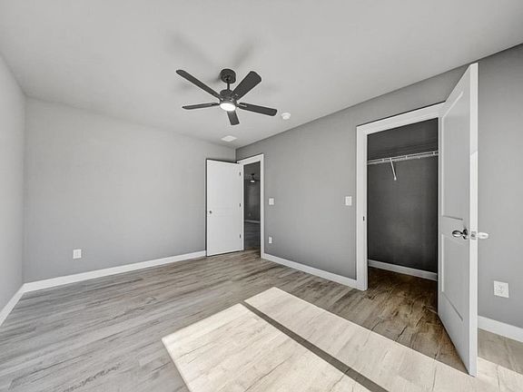 5th image of 1341 Mercer Ave