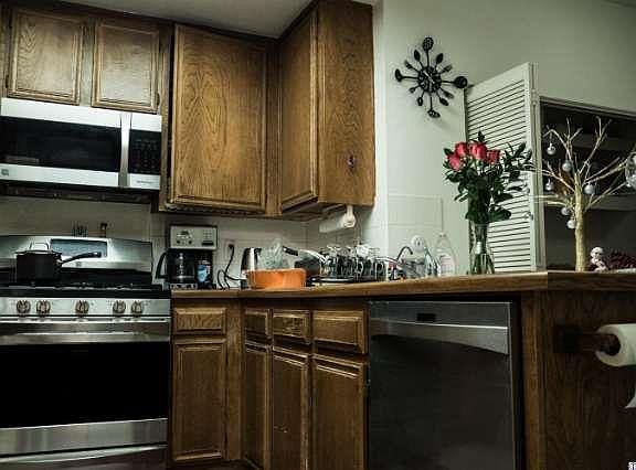 5th image of 601 N Kenwood St Unit 307