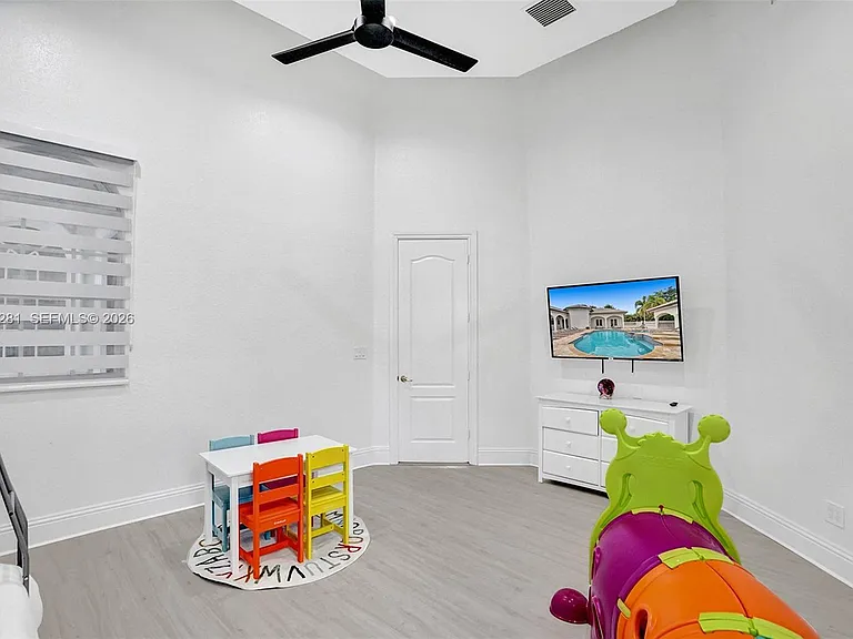 13751 Pine Meadow Ct — Photo 74