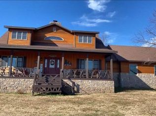 7742 SW 10th St, Columbus, KS 66725