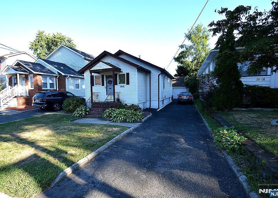 1st image of 25-10 Berdan Ave