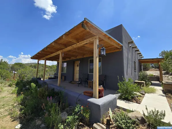 20 La Montana Dr, Silver City, NM 88061