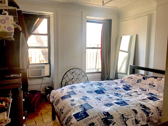 2nd image of 252 E 112th St APT 3C