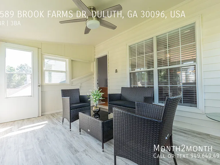4589 Brook Farms Dr #USA — Photo 40