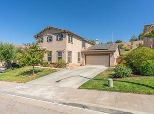 25174 Hoofprint Dr, Wildomar, CA 92595