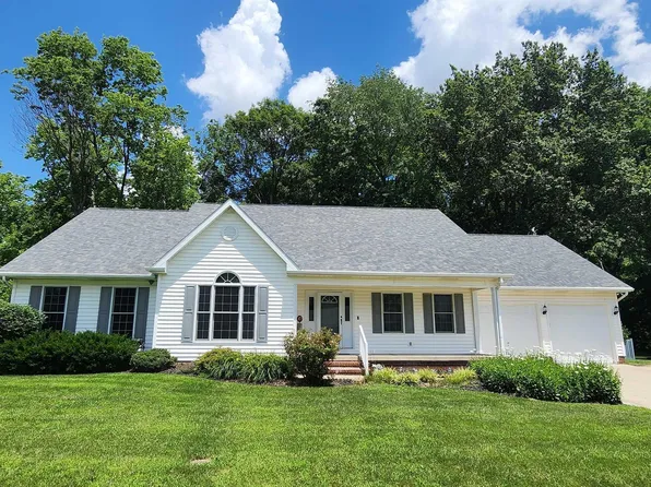 2578 E Appaloosa Dr, Vincennes, IN 47591