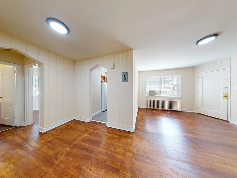 30 Danbury St SE #1 — Photo 13