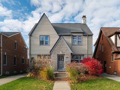341 McMillan Rd, Grosse Pointe Farms, MI, 48236