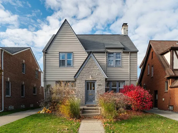 341 McMillan Rd, Grosse Pointe Farms, MI 48236