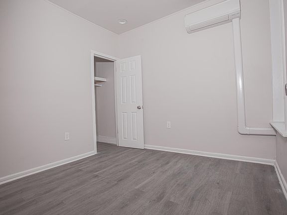 4th image of 1109 W Lehigh Ave #19