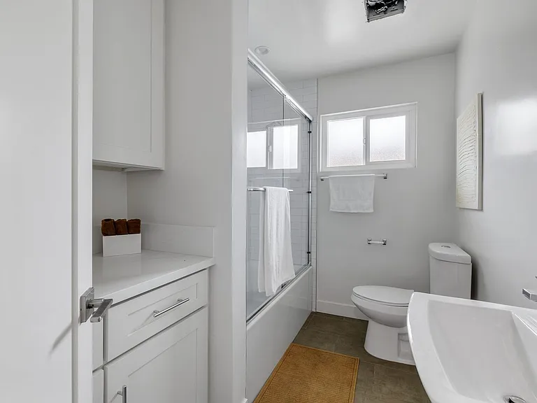 17302 Ermanita, LLC — Photo 26