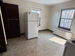 1819 W 1st St, Duluth, MN 55806